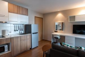 Kuchyň nebo kuchyňský kout v ubytování Apartment with work desk X413 by IBG Property