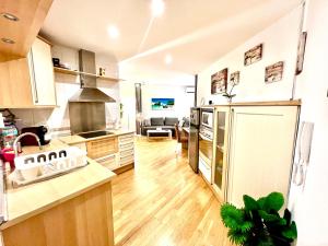 Küche/Küchenzeile in der Unterkunft Apartamento Centro Torremolinos