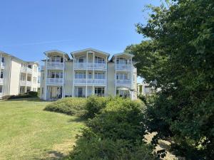 Το κτήριο όπου στεγάζεται  το διαμέρισμα +27 φωτογραφίες