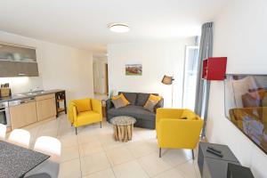 Küche/Küchenzeile in der Unterkunft Villa Salus Whg 5 Auszeit - mit 2 Bädern und Balkon