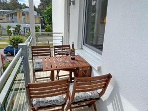 Ein Balkon oder eine Terrasse in der Unterkunft Villa Salus Whg 5 Auszeit - mit 2 Bädern und Balkon