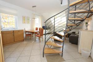 Galeriebild der Unterkunft Villa Mara Wohnung 09 mit Balkon in Baabe