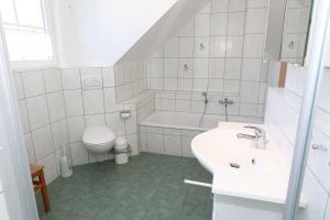 Galeriebild der Unterkunft Villa Mara Wohnung 09 mit Balkon in Baabe