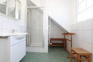 Galeriebild der Unterkunft Villa Mara Wohnung 09 mit Balkon in Baabe