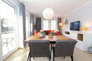Galeriebild der Unterkunft Villa Eintracht - Whg. 16 mit Südbalkon in Göhren