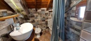 Ένα μπάνιο στο Villa Serenity +27 φωτογραφίες