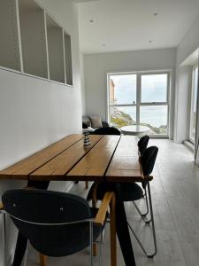 Gallery image of Ilulissat Stay - Seaview Apartment in Ilulissat +5 photos