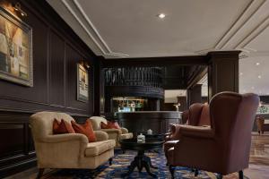 Posezení v ubytování AC Hotel by Marriott Ipoh