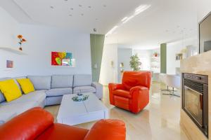 Posezení v ubytování A&N Caleta de Velez Beach