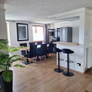 Η κουζίνα ή μικρή κουζίνα στο Apartment Chalet Naturalp