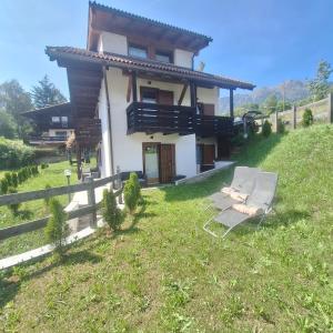 Κήπος έξω από το Apartment Chalet Naturalp