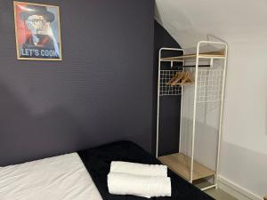 Gallery image of L'icône du cinéma - Studio cosy - Gare - Centre-ville Evreux - Wifi in Évreux