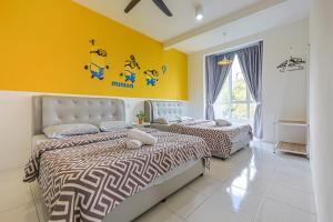 Ένα ή περισσότερα κρεβάτια σε δωμάτιο στο Family Adventure Homestay in Cameron Highlands Clover Home 6-30