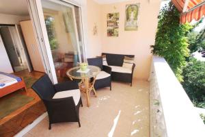 Posezení v ubytování One-Bedroom Apartment in Crikvenica 27
