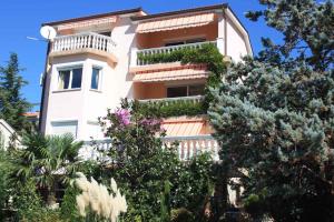 Zahrada ubytování One-Bedroom Apartment in Crikvenica 27