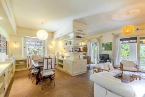 Φωτογραφία από το άλμπουμ του Luxury Villa Flaminia, 50 mt from the beach σε Santa Margherita di Pula