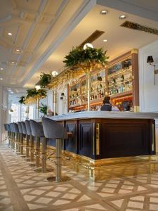Lounge nebo bar v ubytování Hotel de Londres y de Inglaterra