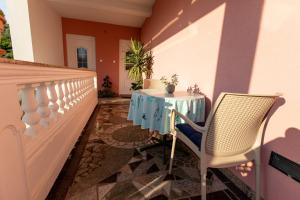 Balkón alebo terasa v ubytovaní Apartman Boris