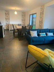 Posezení v ubytování Belle maison proche de la mer