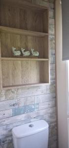 Ένα μπάνιο στο Edgewater Retreat- Pet Friendly-On Award winning Hoburne Devon bay