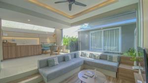 Istumisnurk majutusasutuses The Allure Villas Managed by Sahid