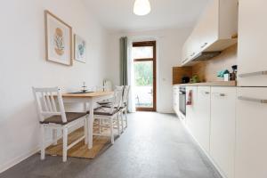 Kuchyň nebo kuchyňský kout v ubytování FullHouse - Chemnitz - M45 Apartments