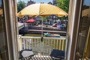 Fotografie z fotogalerie ubytování The Balcony at Prinsen Canal apartment Amsterdam v destinaci Amsterdam