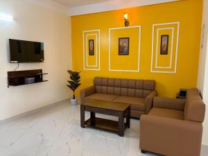 TV a/nebo společenská místnost v ubytování Nestify Luxe Apartment