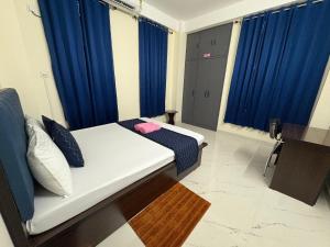 Postel nebo postele na pokoji v ubytování Nestify Luxe Apartment