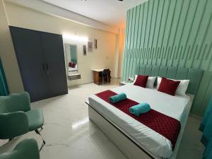 Postel nebo postele na pokoji v ubytování Nestify Luxe Apartment