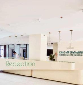 Vstupní hala nebo recepce v ubytování Bamboo beach tsikhisdziri + 7 fotografií