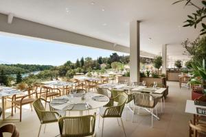 Restaurace v ubytování Arba Resort, Valamar Collection