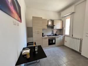 Kuchyň nebo kuchyňský kout v ubytování La Casa Delle Stelle Cadenti