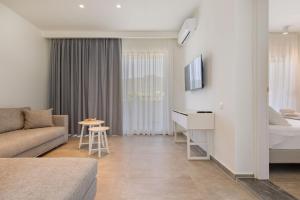 TV a/nebo společenská místnost v ubytování Fani Luxury Boutique