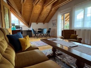 Χώρος καθιστικού στο FaWa Apartments "Penthouse - Villa Toni"