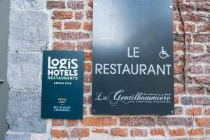 Certifikát, hodnocení, plakát nebo jiný dokument vystavený v ubytování LOGIS-Hôtel-Restaurant La Gentilhommière