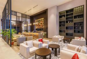 Χώρος καθιστικού στο Hyatt Centric Soalteemode Kathmandu