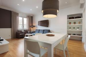 Posezení v ubytování Enjoybcn Coliseum Apartments