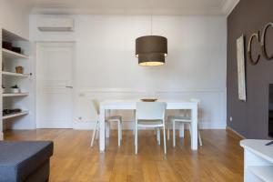 Posezení v ubytování Enjoybcn Coliseum Apartments
