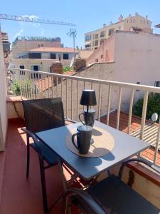 Балкон или терраса в Duplex Charmant et Central Cannes Forville