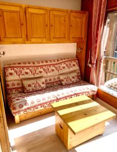 Posezení v ubytování Studio cosy au cœur de la station des Carroz