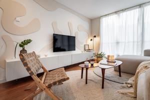TV o dispositivi per l'intrattenimento presso Java - 3 bedroom and shared pool in Almagro