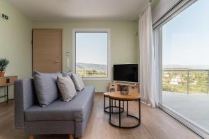 Μια τηλεόραση ή/και κέντρο ψυχαγωγίας στο Dimelli Luxury Suites