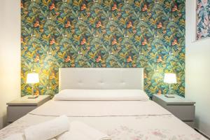 Posteľ alebo postele v izbe v ubytovaní CENTER SEVILLA MAGDALENA PREMIUM, FREE Parking