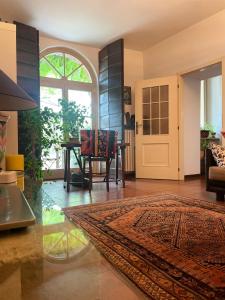Posezení v ubytování Corte L'Ovo - Country House 15 minutes from the heart of Verona