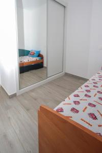 Fotografie z fotogalerie ubytování Cozy 2 BDR Apartment Near Murdeira Beach LCGR v destinaci Palha Verde