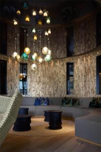 Uma área de estar em Me and All Hotel Flims, by Hyatt