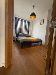 Ένα ή περισσότερα κρεβάτια σε δωμάτιο στο Taboe's Hideout