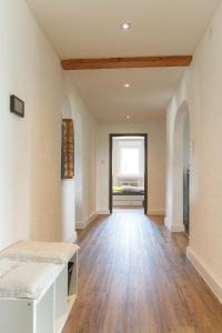 Fotografie z fotogalerie ubytování 100 qm DG Wohnung 《Kehr wieder》Bexbach Saarland v destinaci Bexbach