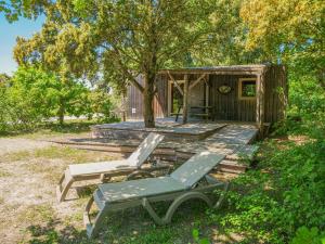 Zahrada ubytování Lodges en Provence - Ecogîtes & Restaurant insolites